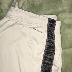 Nike thermafit sweats